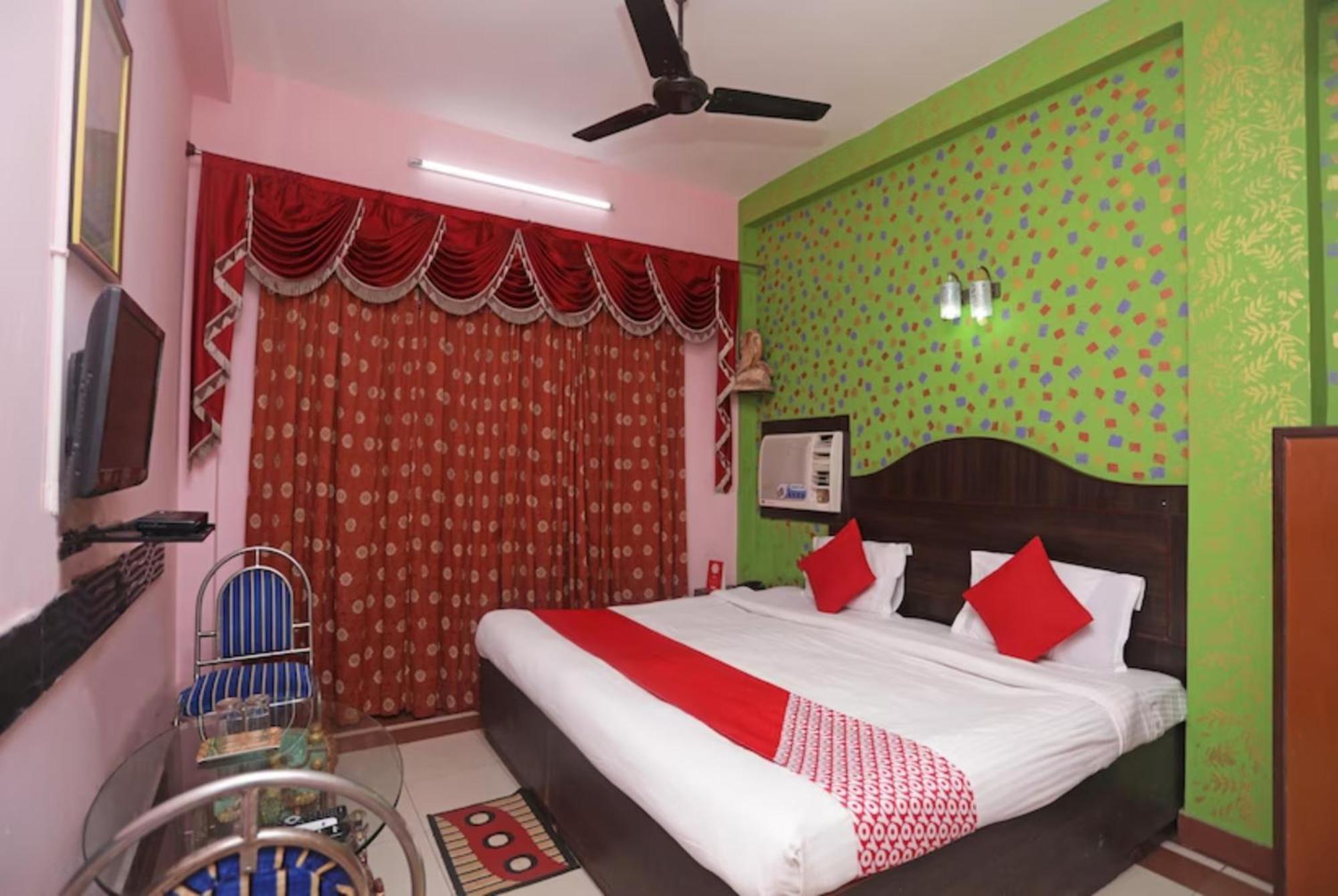 Hotel Ashray Puri Exterior foto